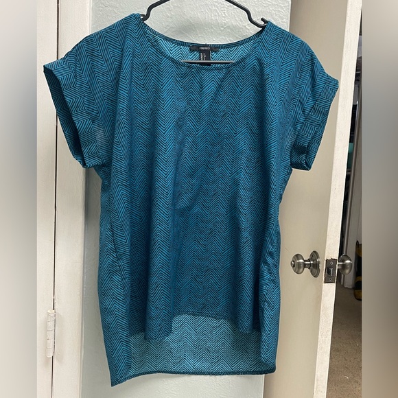 Blue and black flowy blouse - Picture 1 of 3